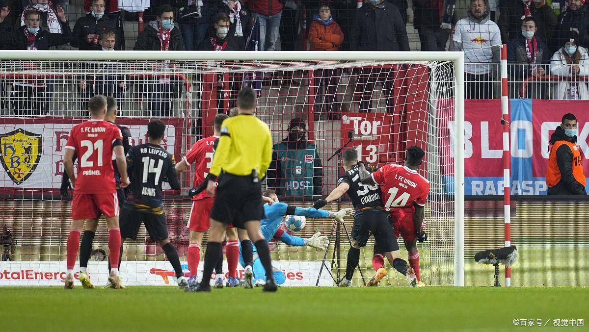 包含荷甲集结日再迎强敌，瓦伦西亚遗憾出局，主帅态度：目标明确，控场能力受关注的词条