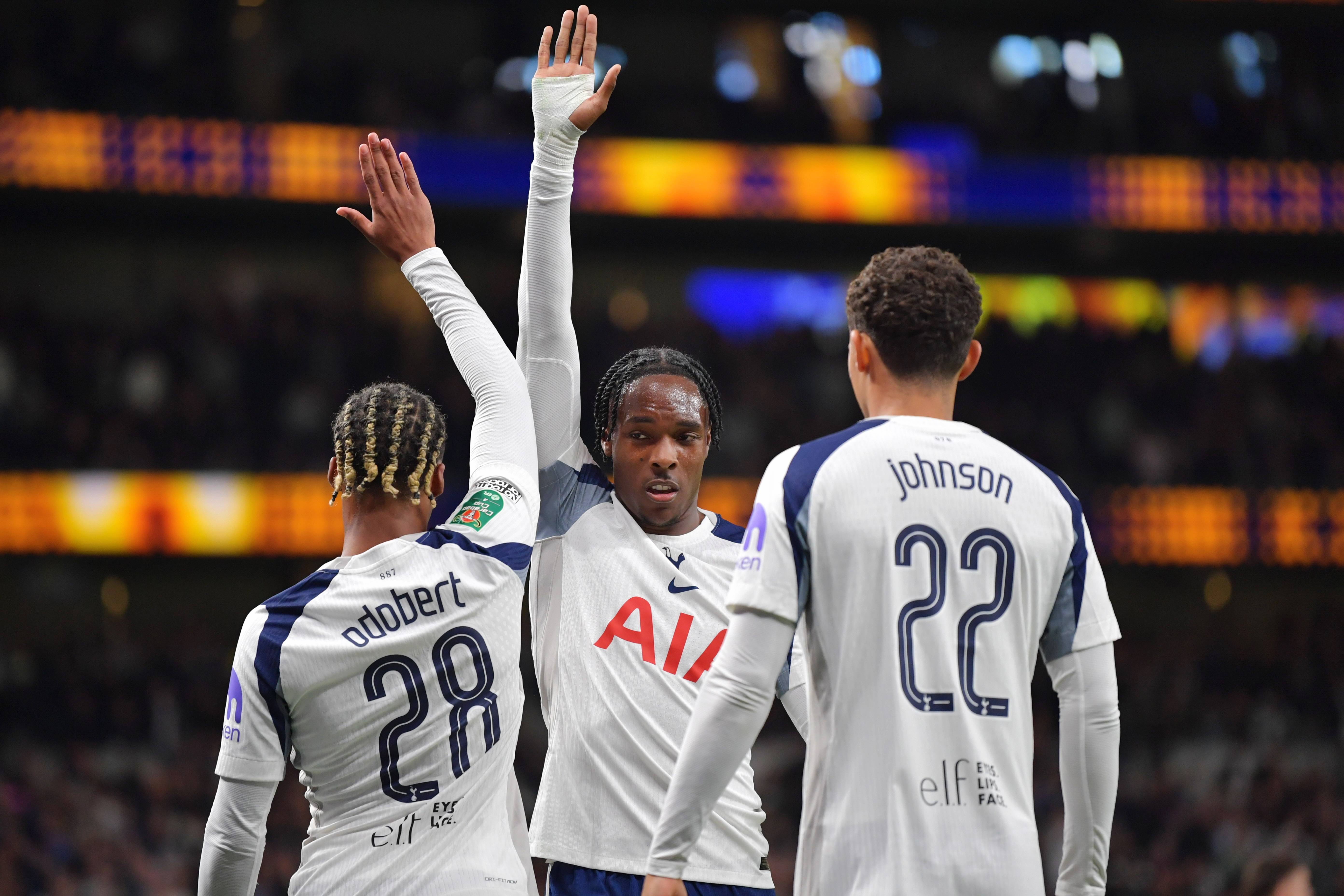 斯图加特绝杀压哨备战足总杯今夜那不勒斯再遭质疑，媒体一致点评：风云突变武汉三镇赛后豪取连胜的简单介绍